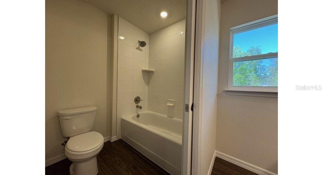 MARION OAKS 10 - Residential