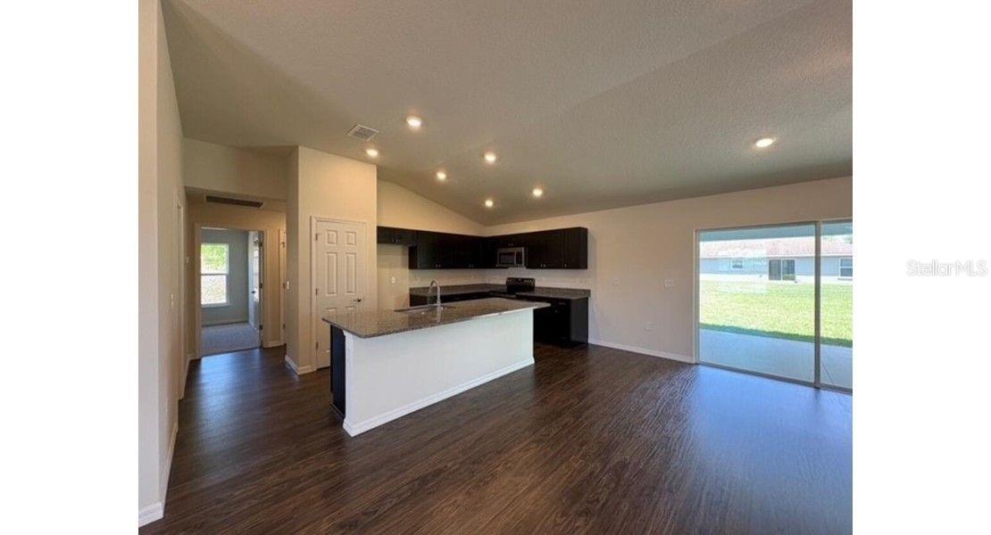 MARION OAKS 10 - Residential
