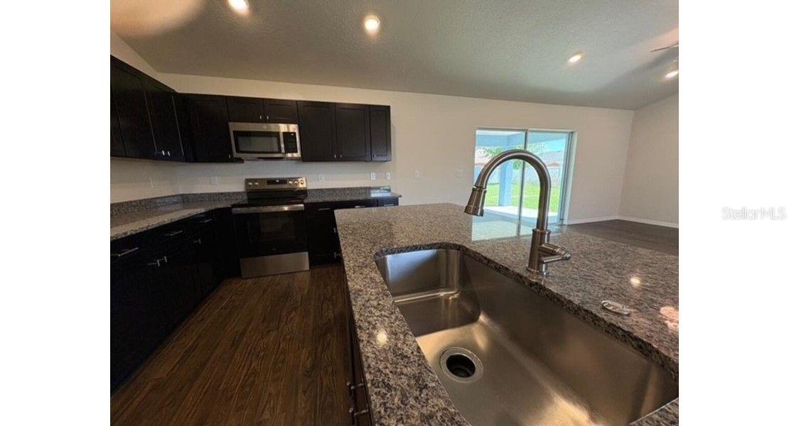 MARION OAKS 10 - Residential