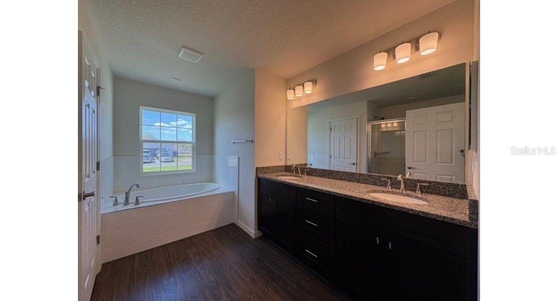 MARION OAKS 10 - Residential