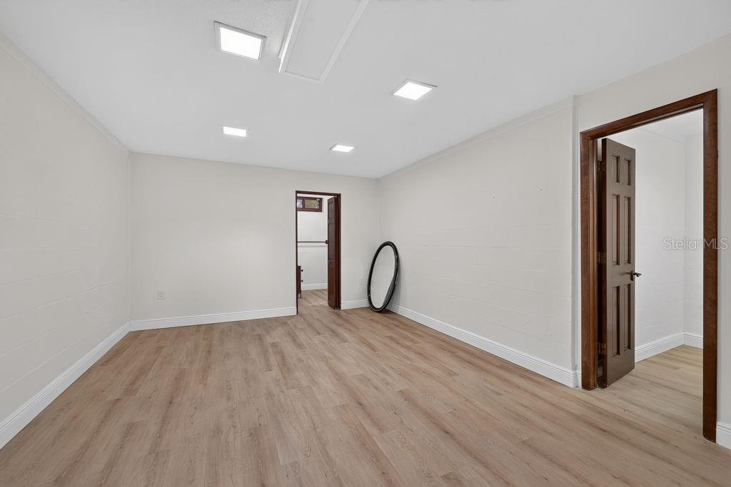 UNPLATTED - Residential
