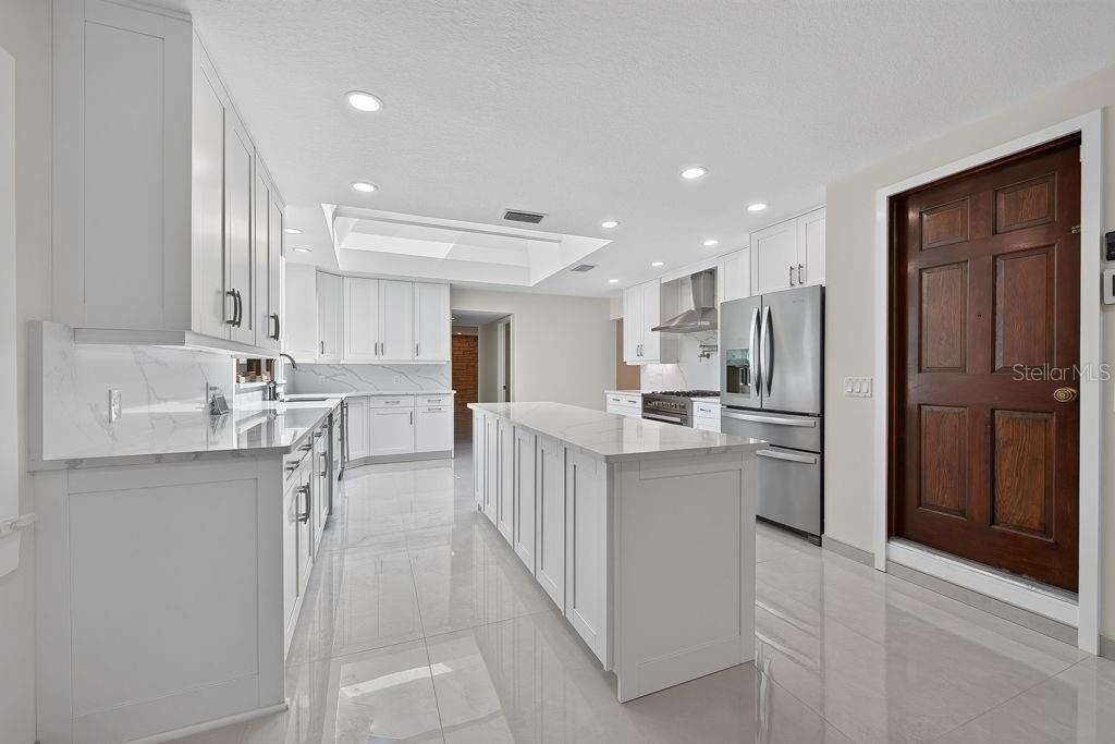 UNPLATTED - Residential