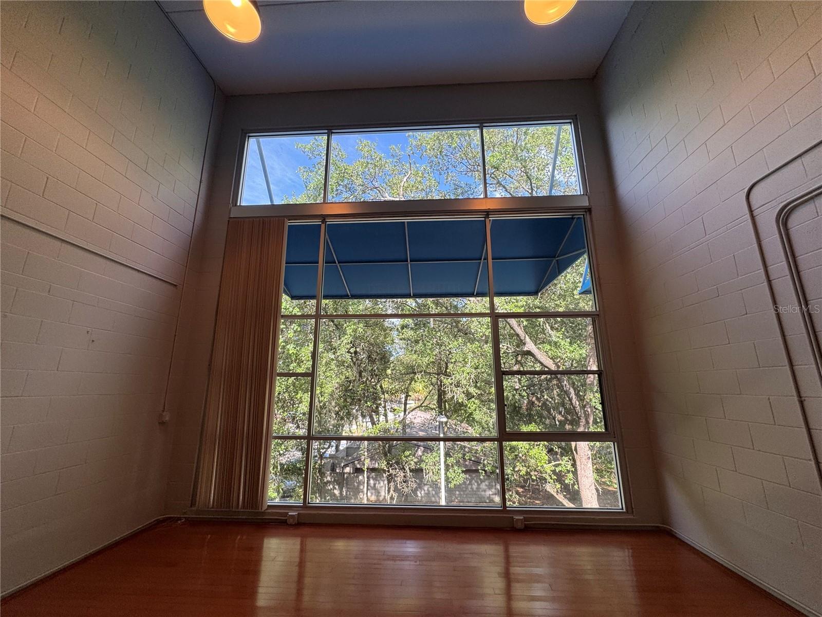 LOFTS OASIS CONDO - Residential