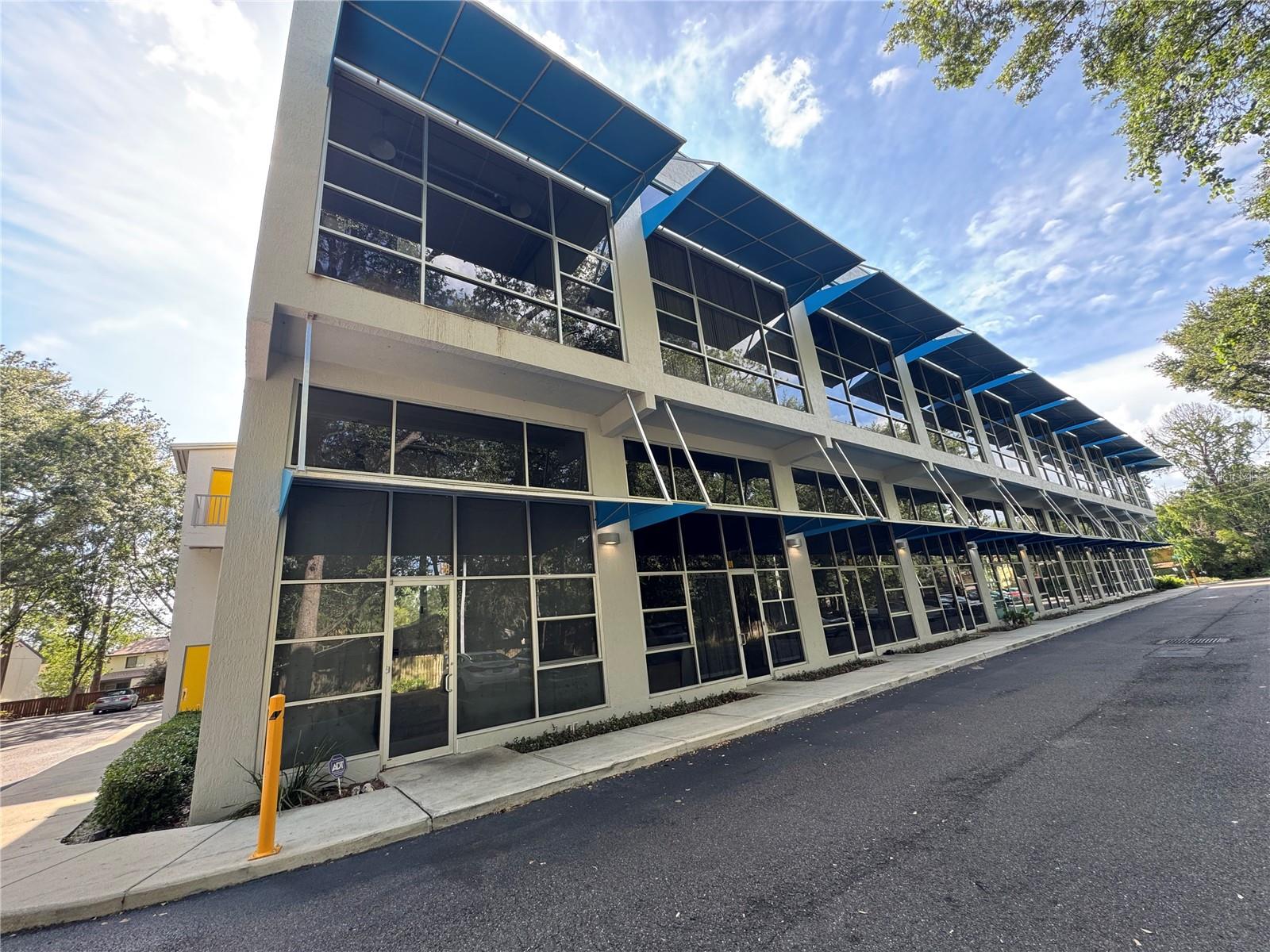 LOFTS OASIS CONDO - Residential