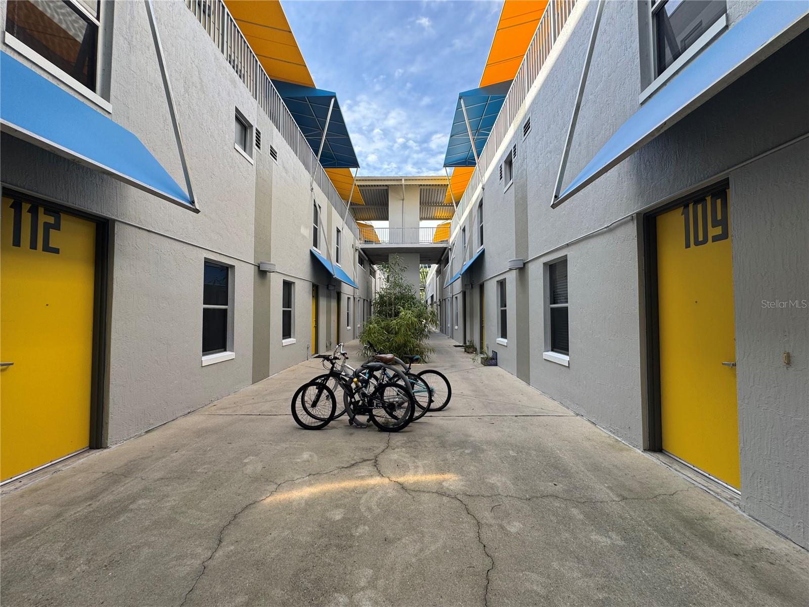 LOFTS OASIS CONDO - Residential