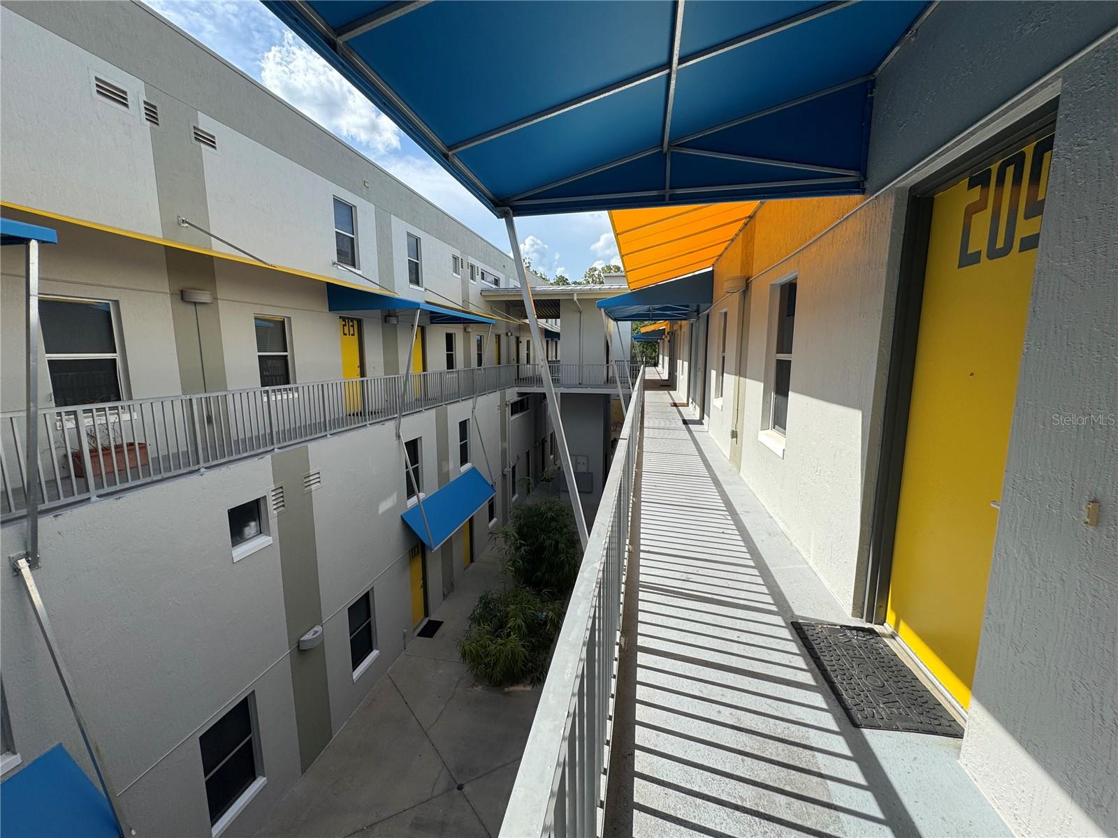 LOFTS OASIS CONDO - Residential