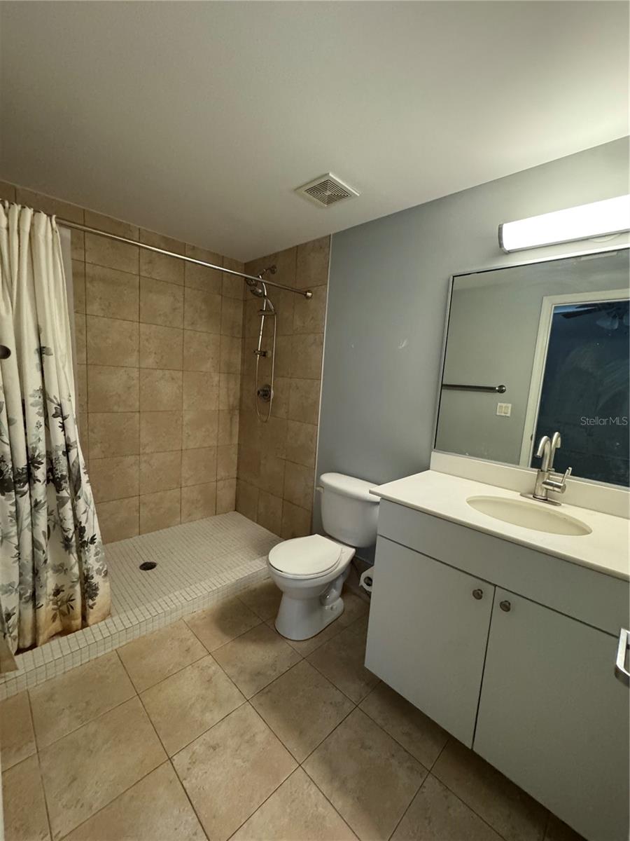 LOFTS OASIS CONDO - Residential
