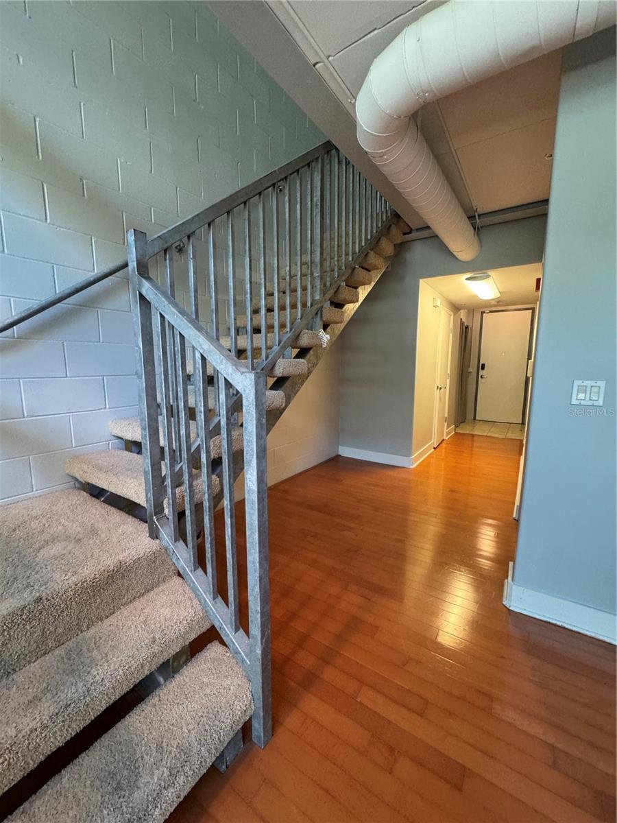 LOFTS OASIS CONDO - Residential