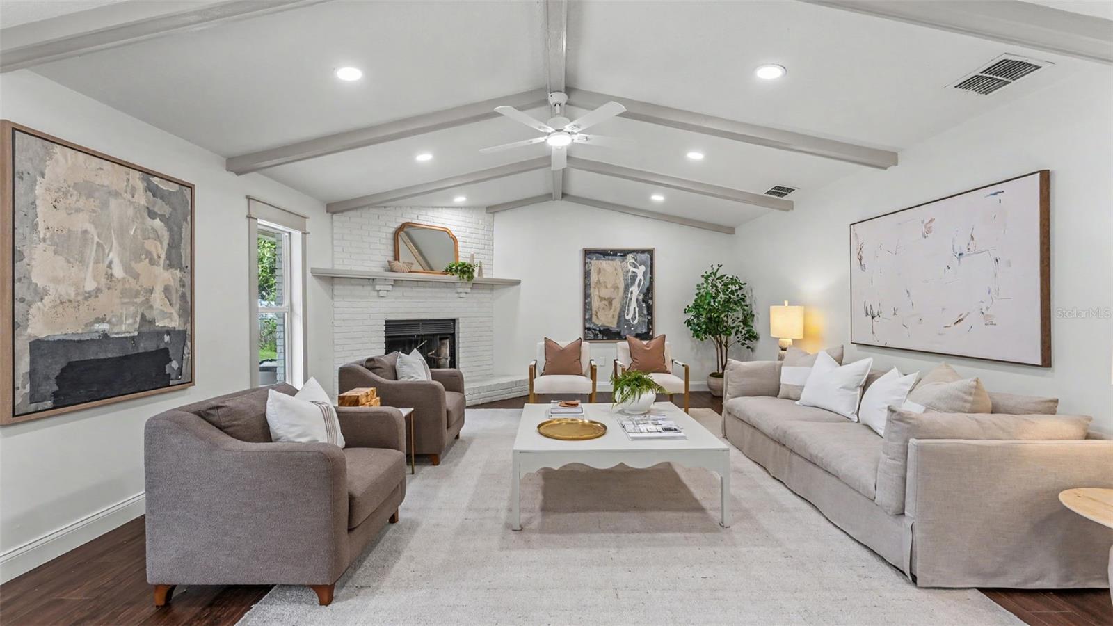 LAKEWOOD ESTATES - Residential