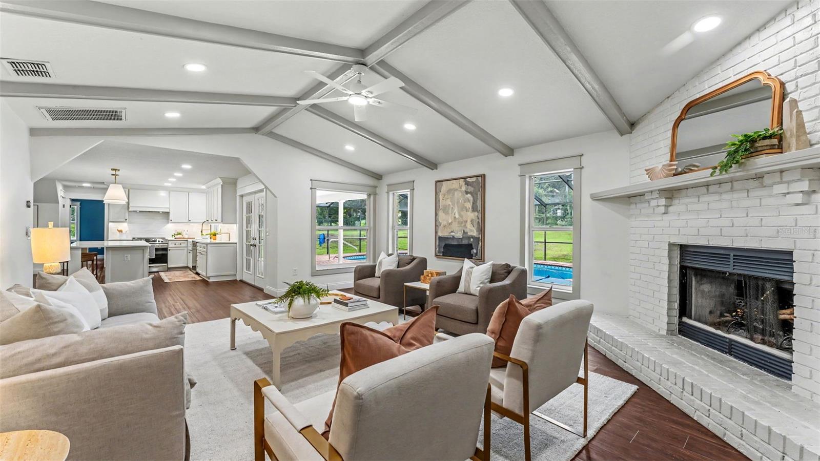 LAKEWOOD ESTATES - Residential