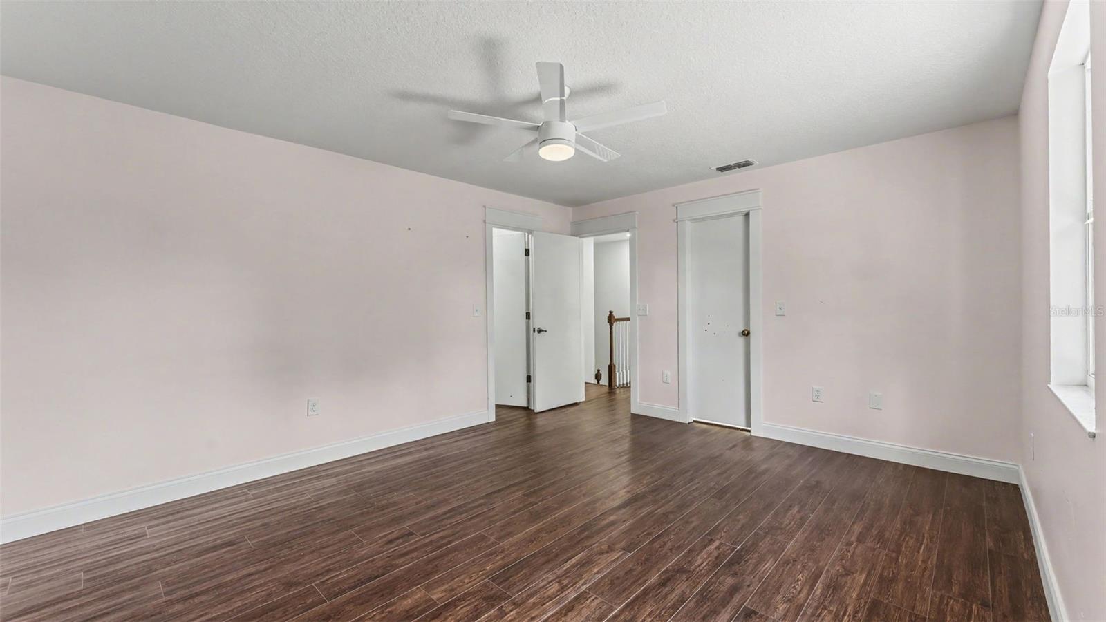 LAKEWOOD ESTATES - Residential