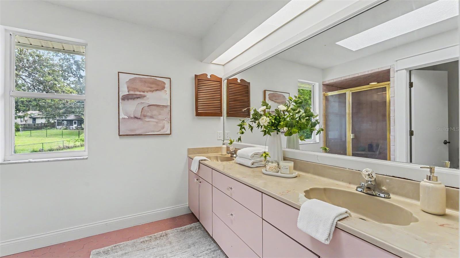 LAKEWOOD ESTATES - Residential