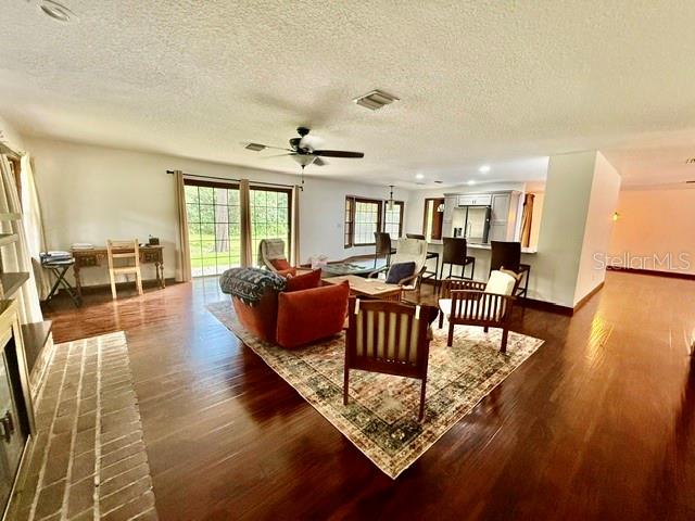 LONG LEAF PLANTATION UNIT 02 - Residential Lease