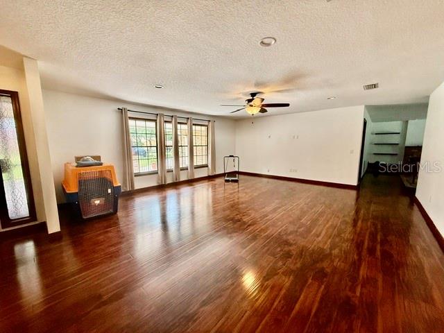 LONG LEAF PLANTATION UNIT 02 - Residential Lease