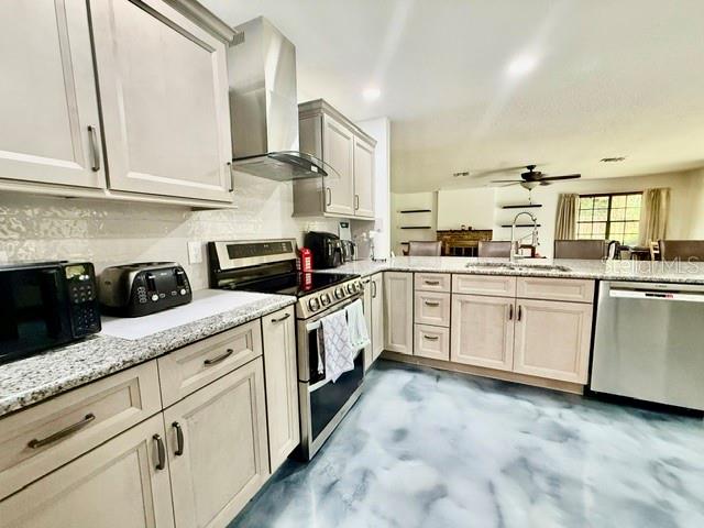 LONG LEAF PLANTATION UNIT 02 - Residential Lease