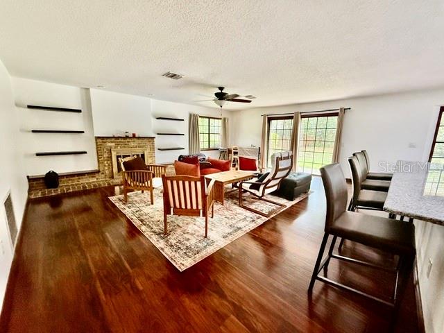 LONG LEAF PLANTATION UNIT 02 - Residential Lease