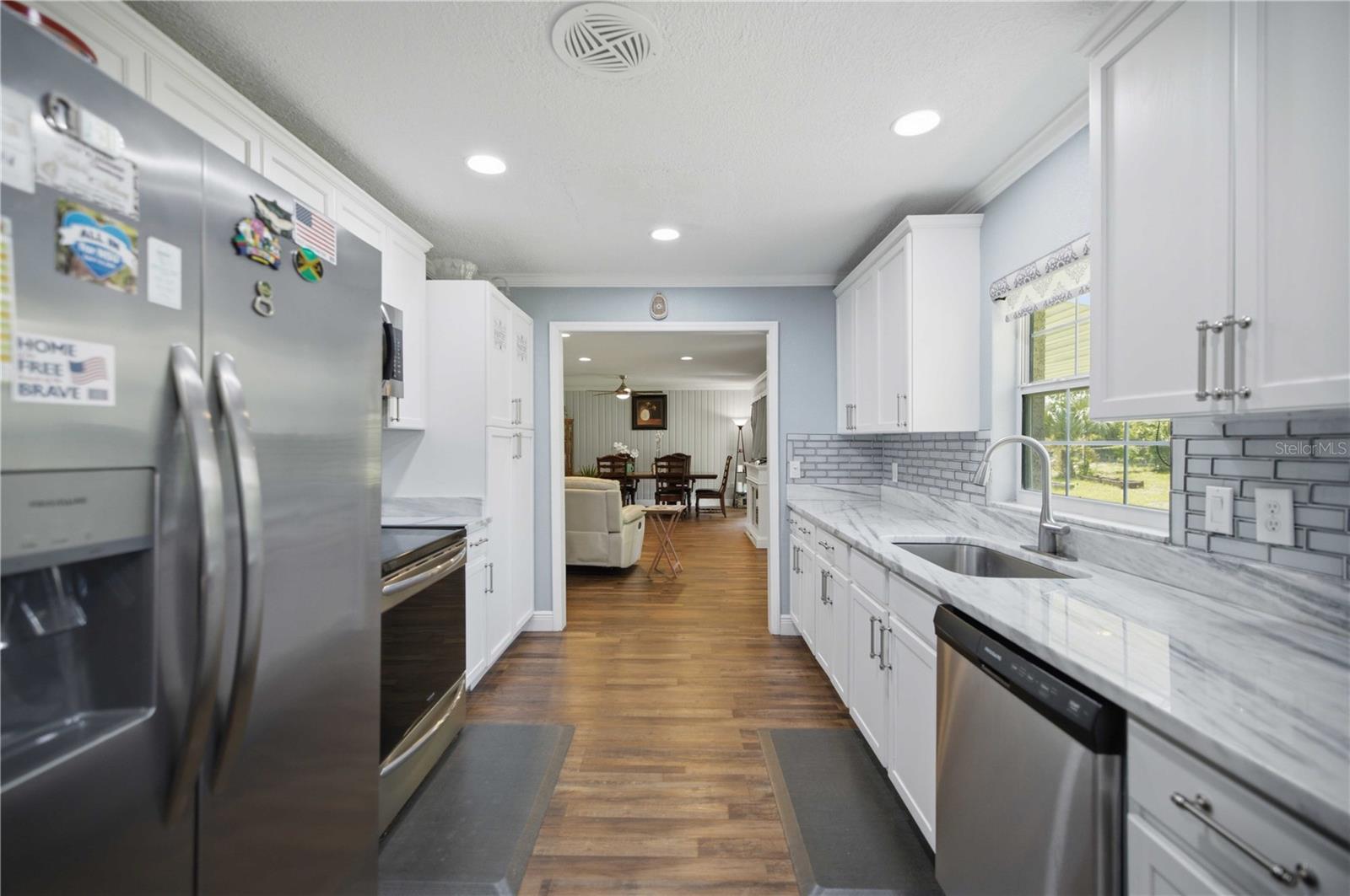 CASTLE HILLS - Residential