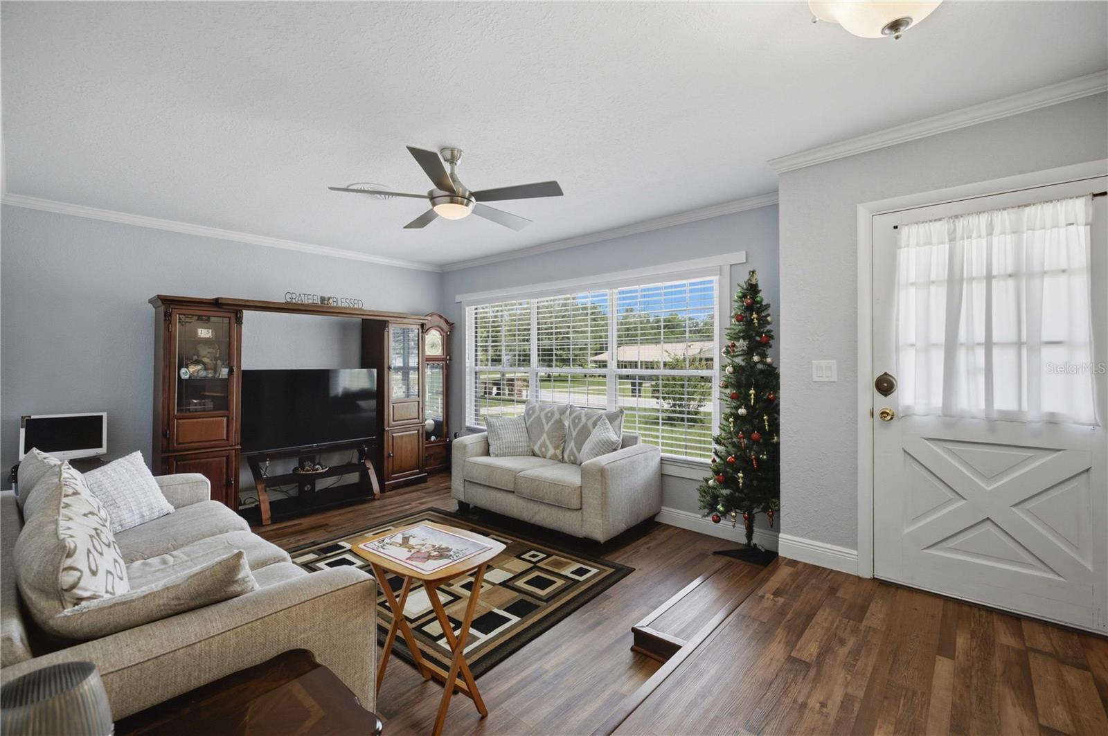 CASTLE HILLS - Residential