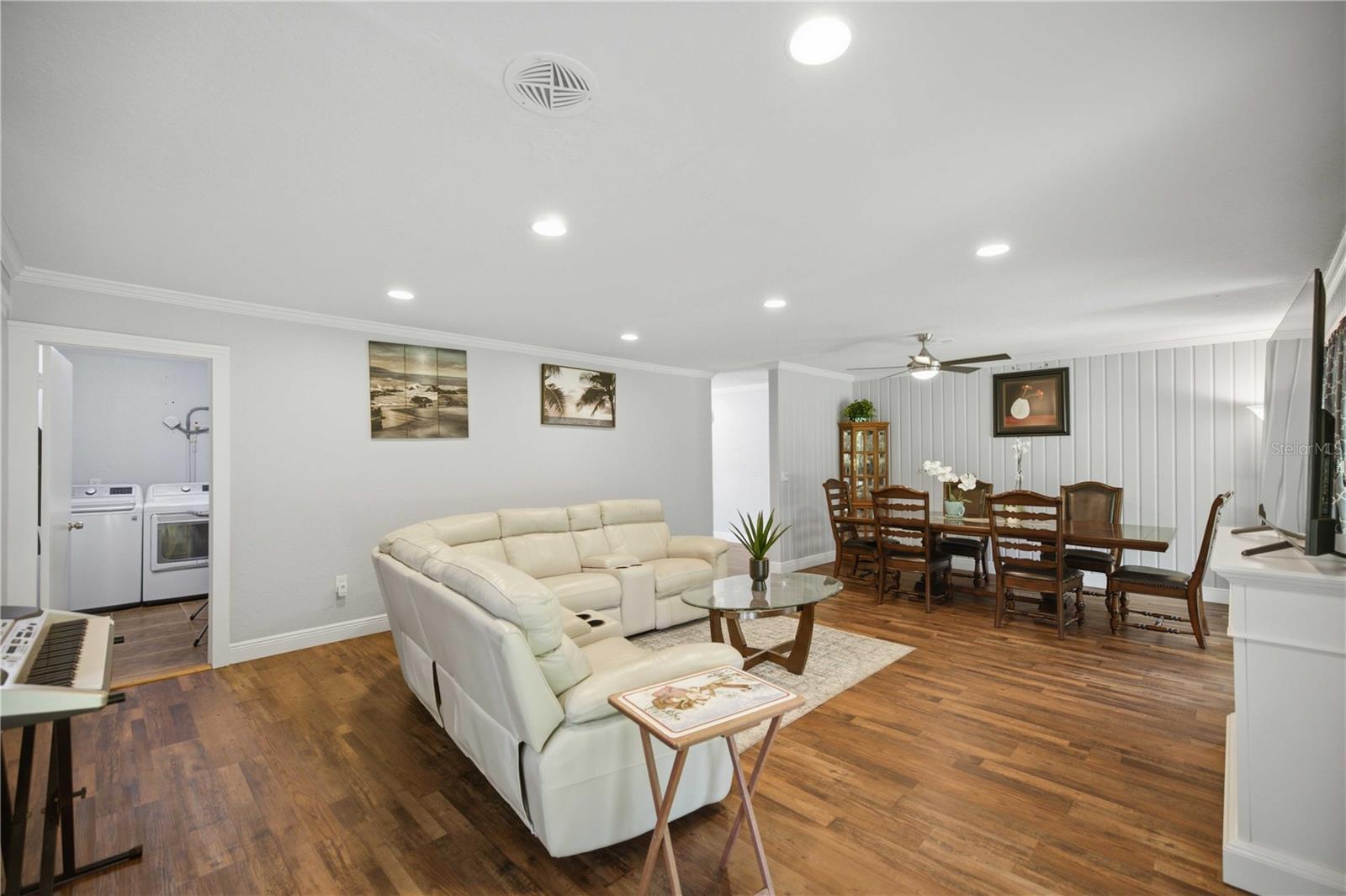 CASTLE HILLS - Residential