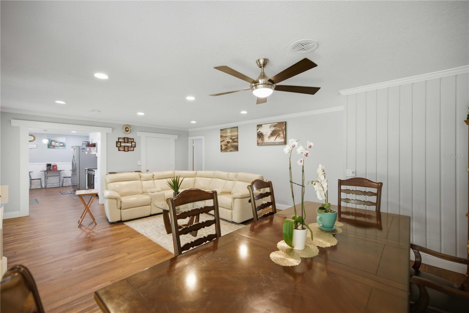 CASTLE HILLS - Residential