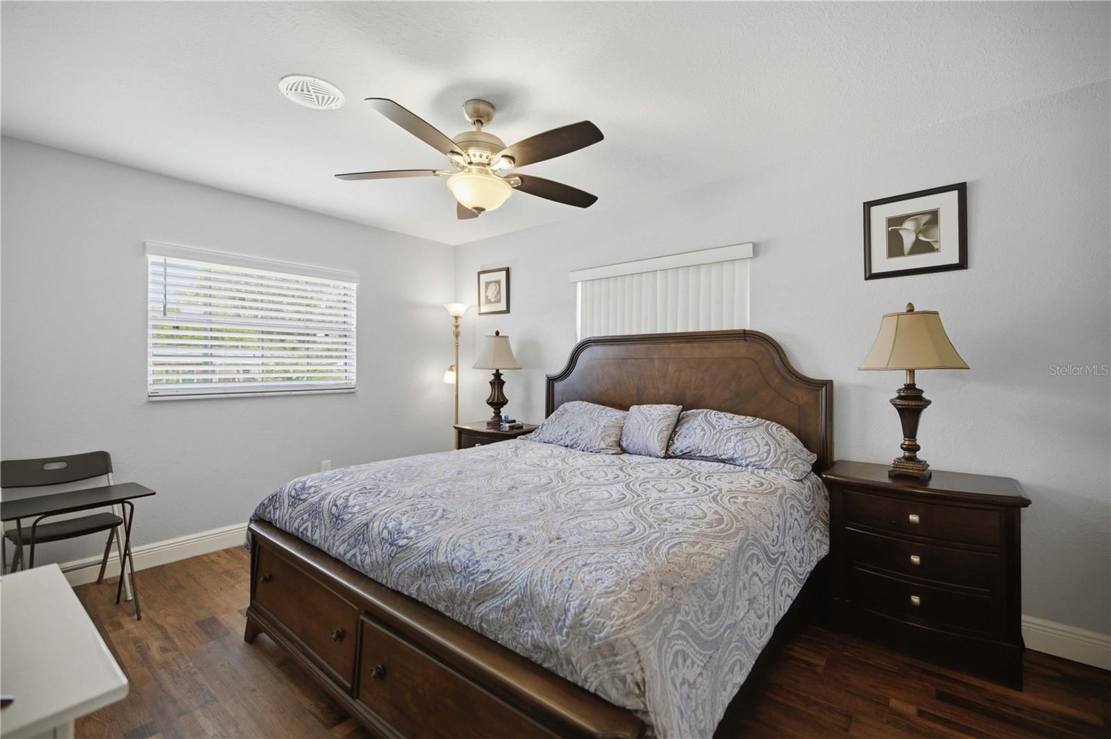 CASTLE HILLS - Residential