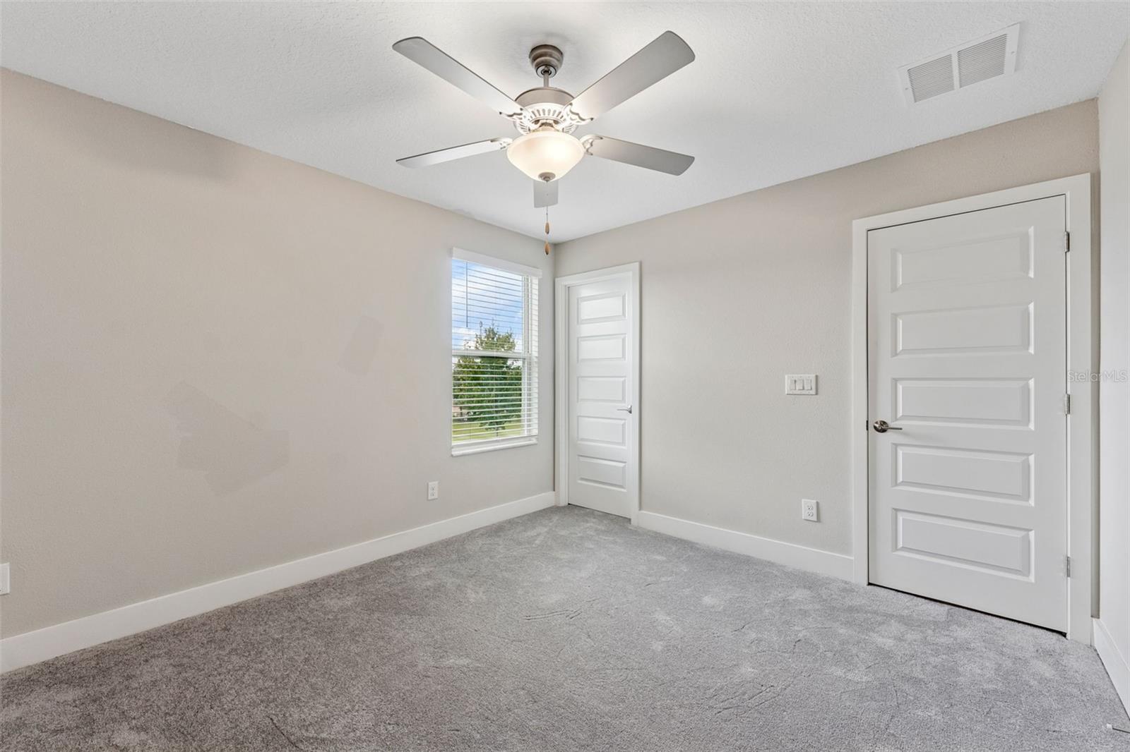 BEXLEY MANORS - Residential Lease