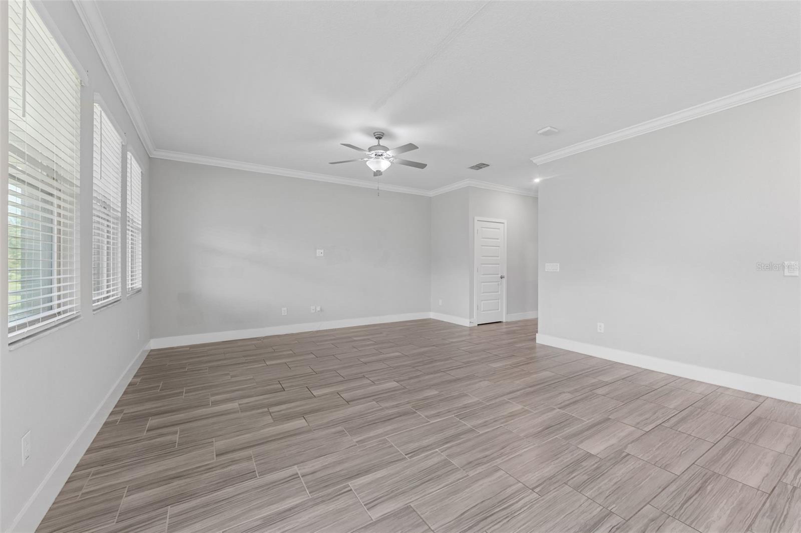 BEXLEY MANORS - Residential Lease