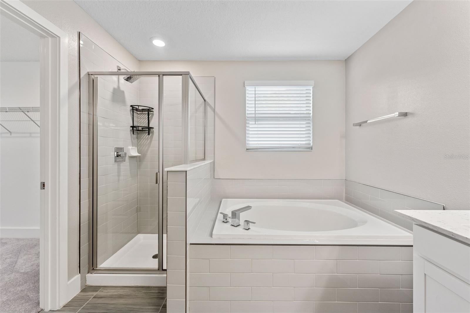 BEXLEY MANORS - Residential Lease