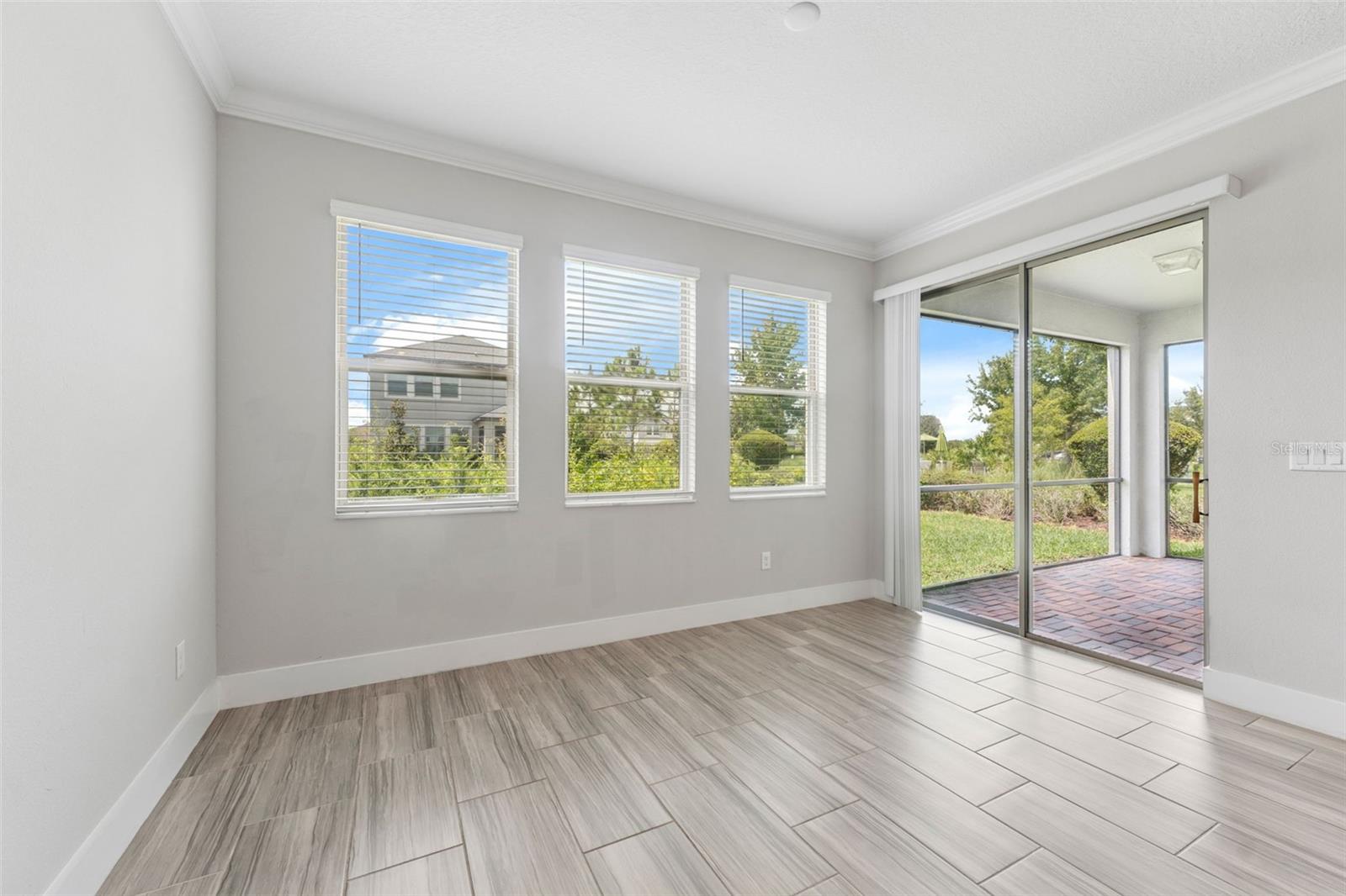 BEXLEY MANORS - Residential Lease