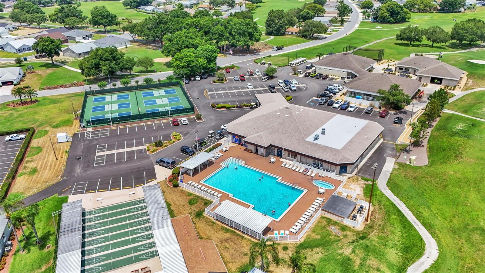 SANDPIPER GOLF & COUNTRY CLUB - Residential