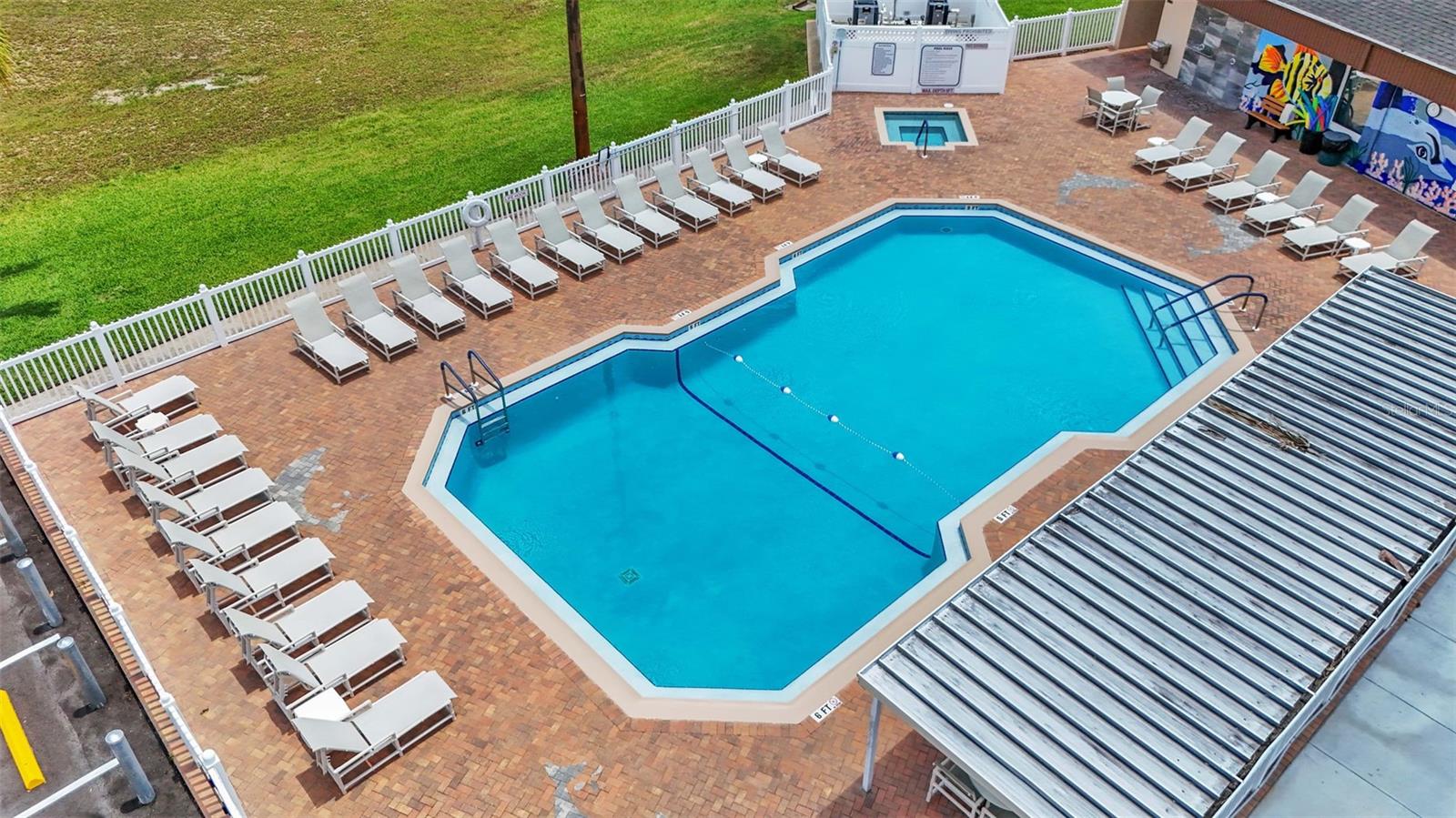 SANDPIPER GOLF & COUNTRY CLUB - Residential
