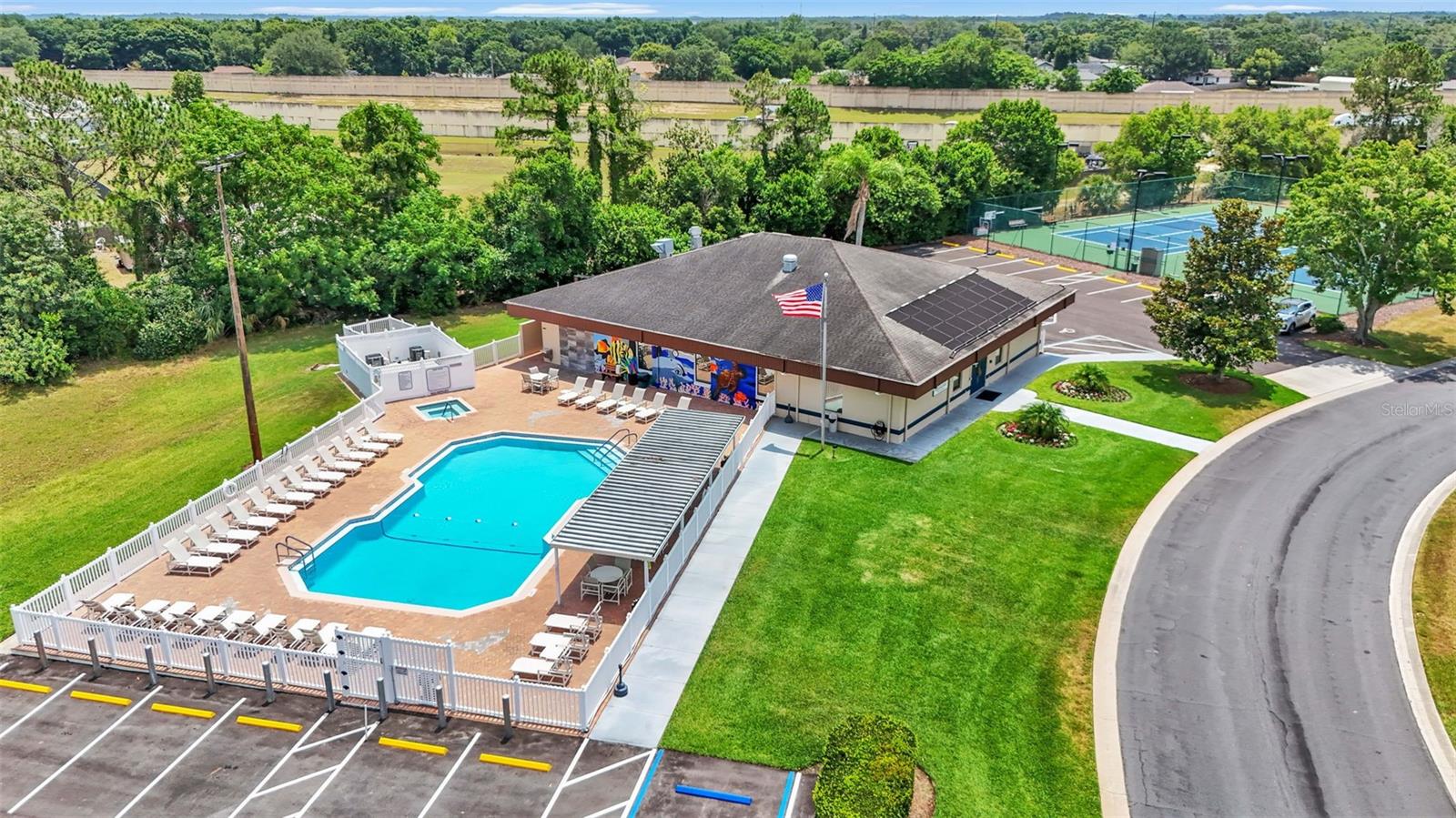 SANDPIPER GOLF & COUNTRY CLUB - Residential