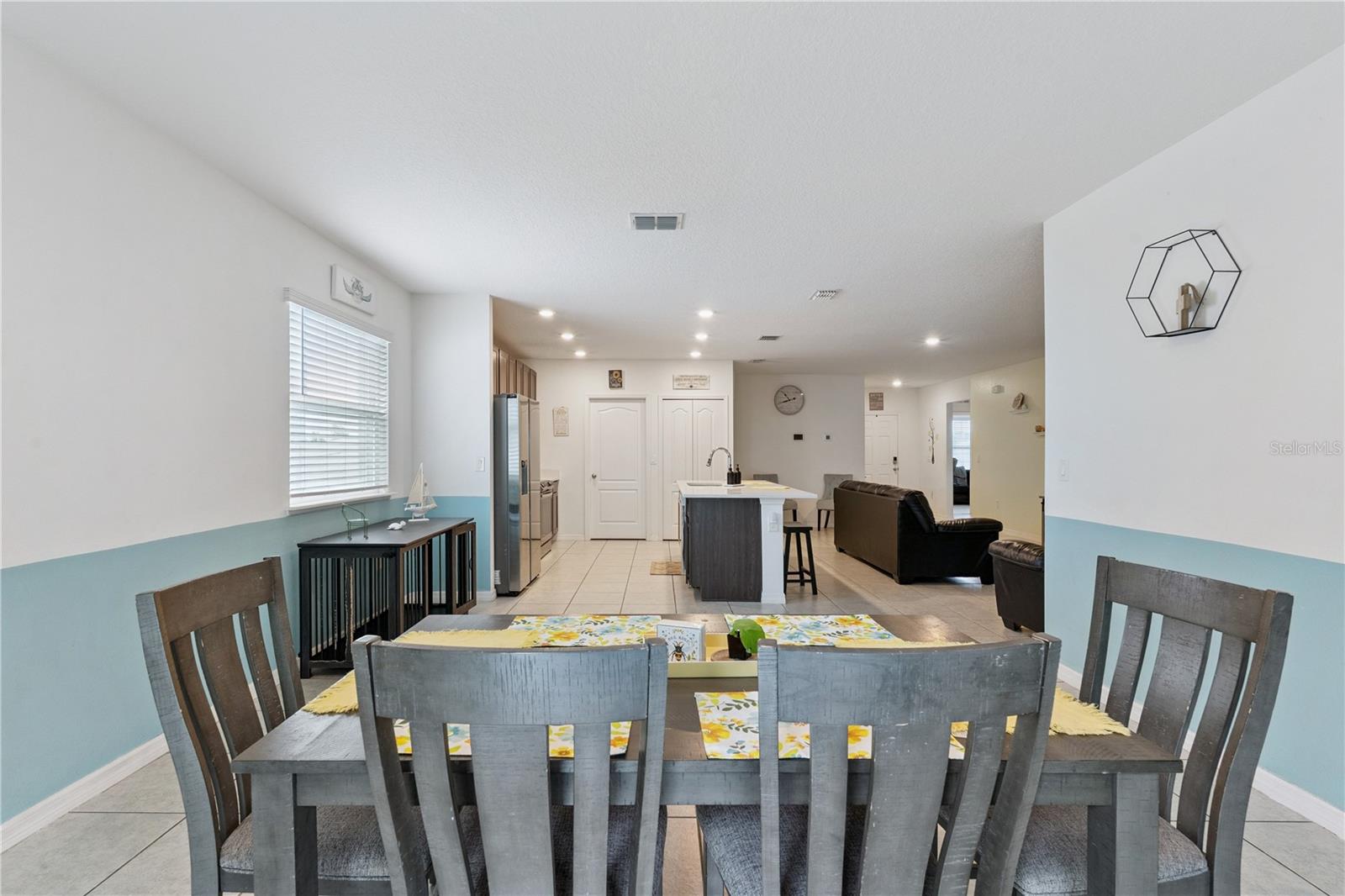 KNIGHT LAKE ESTATES - Residential