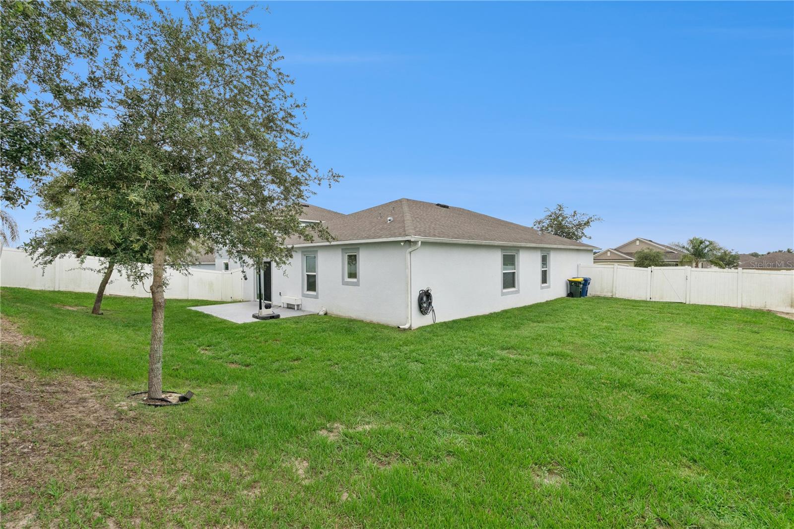 KNIGHT LAKE ESTATES - Residential