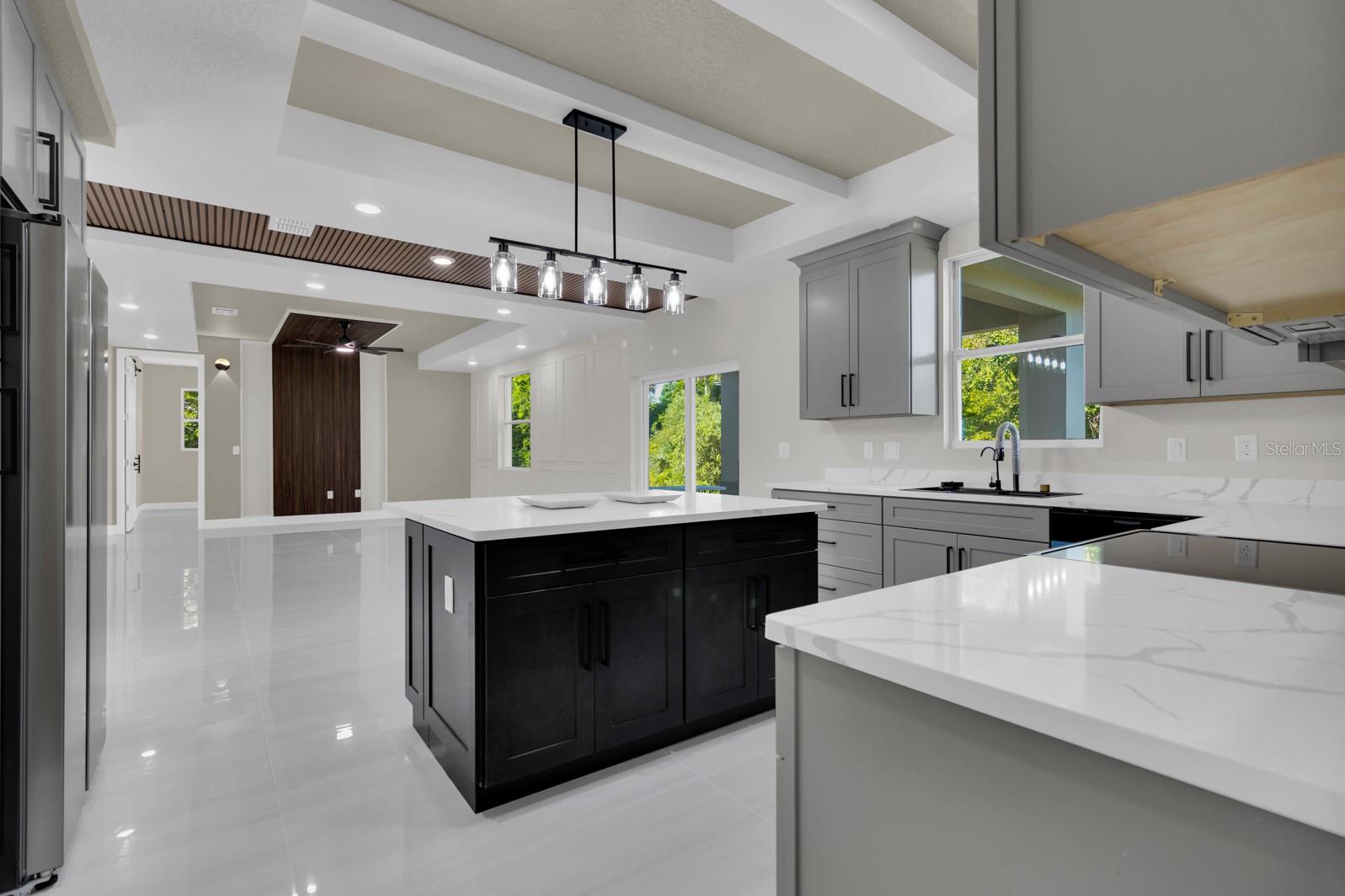 SUN VALLEY SUBD - Residential