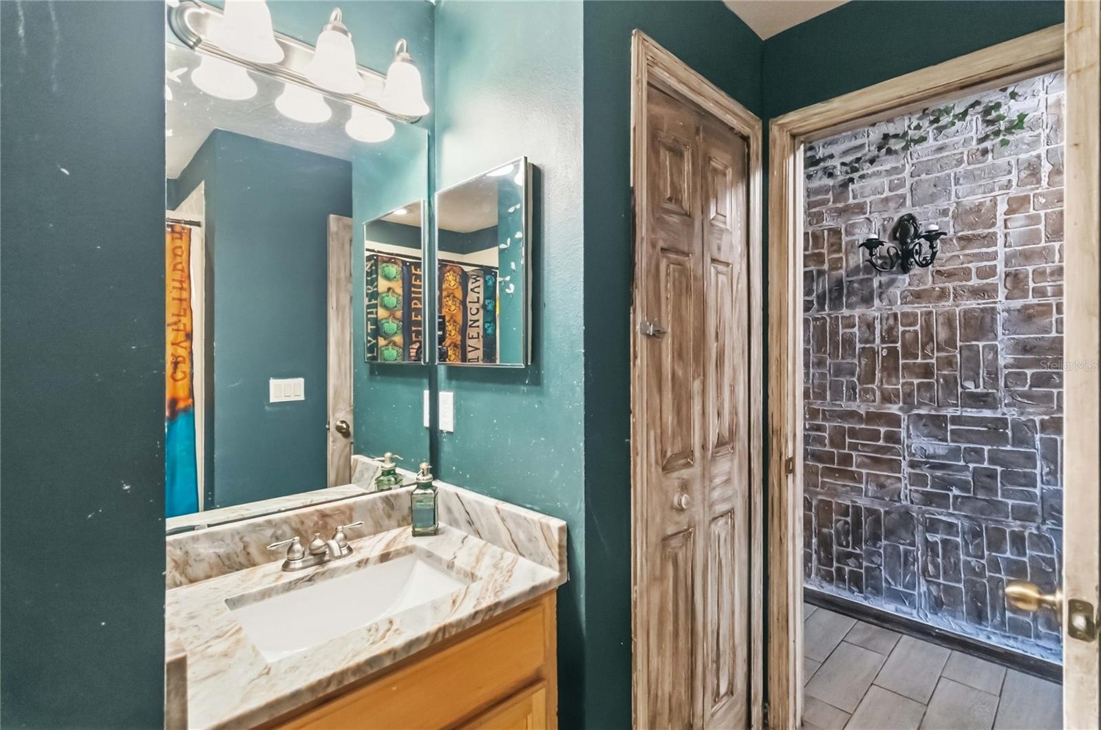 CYPRESS LAKES TWNHMS PH 2 UNIT 2 - Residential