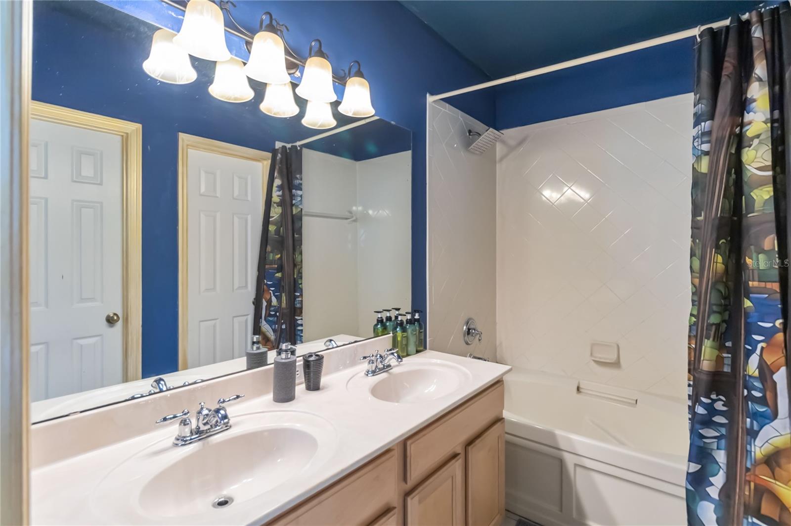 CYPRESS LAKES TWNHMS PH 2 UNIT 2 - Residential
