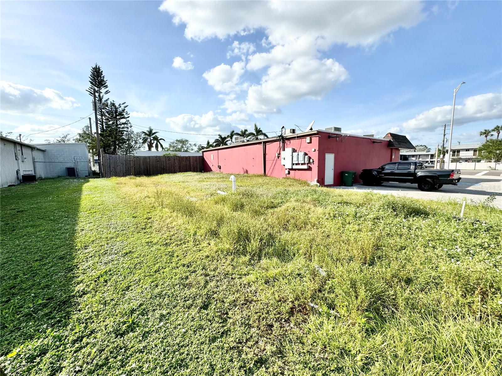 GROVE PARK - Commercial Sale