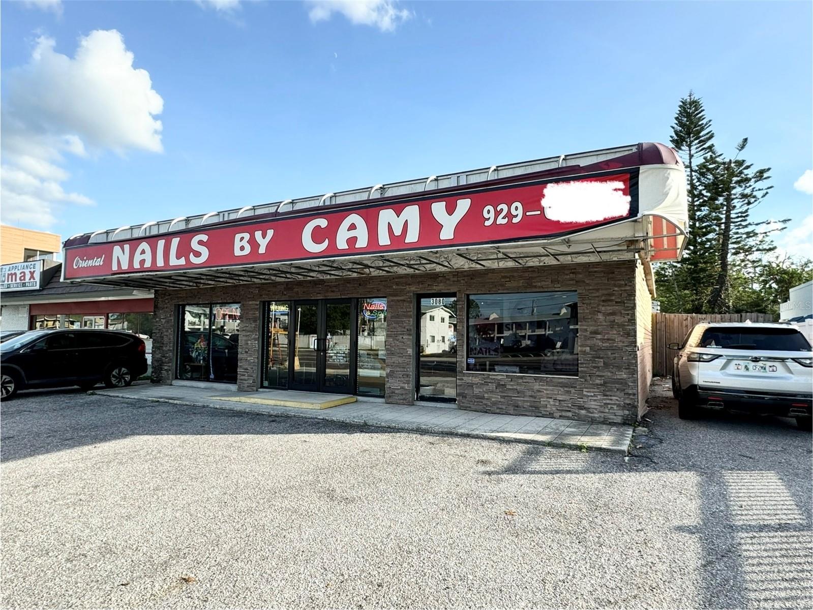 GROVE PARK - Commercial Sale