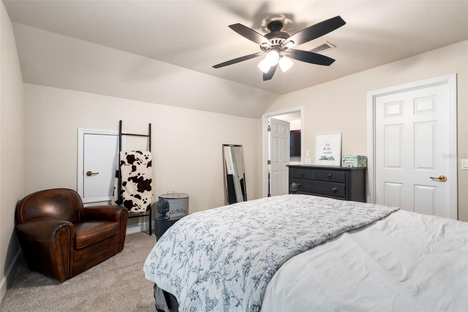 FOXRIDGE - Residential