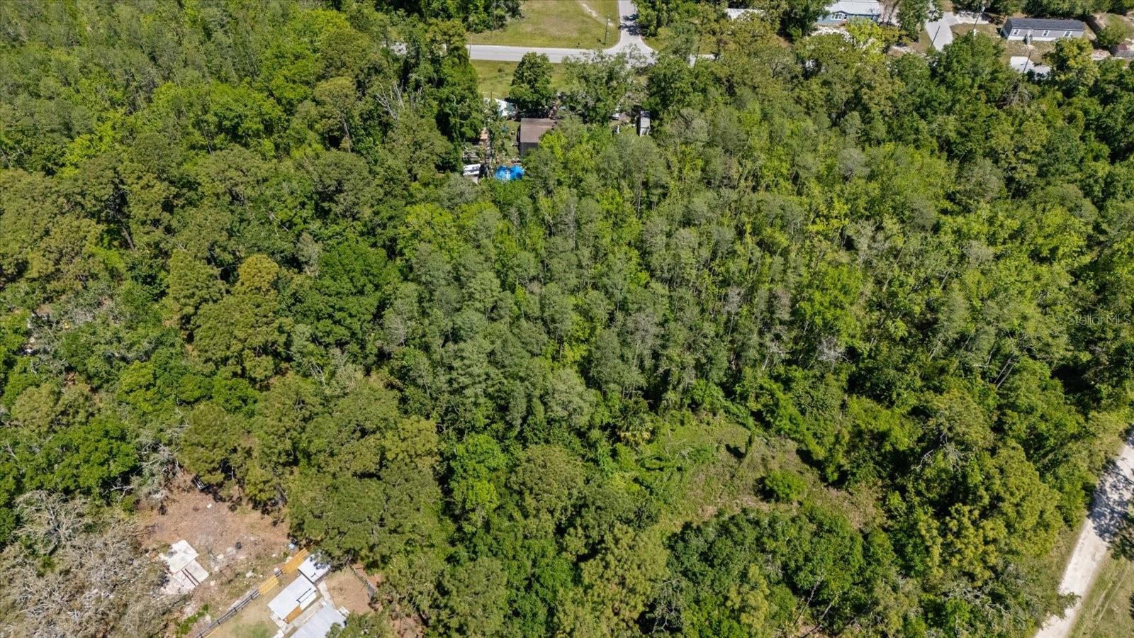 MOON LAKE ESTATES - Land