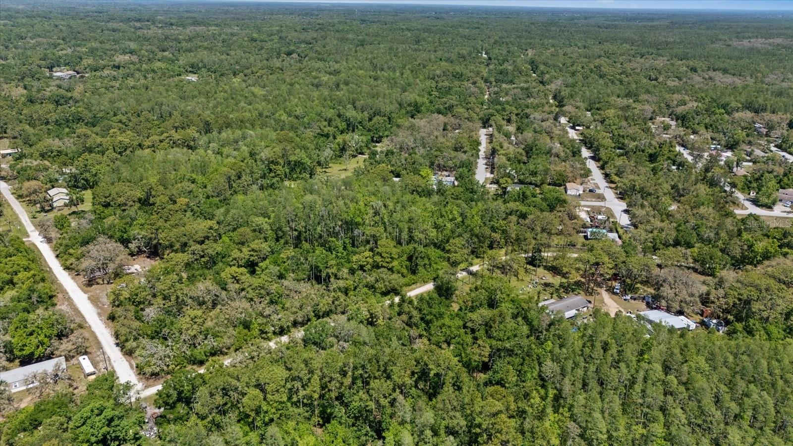 MOON LAKE ESTATES - Land