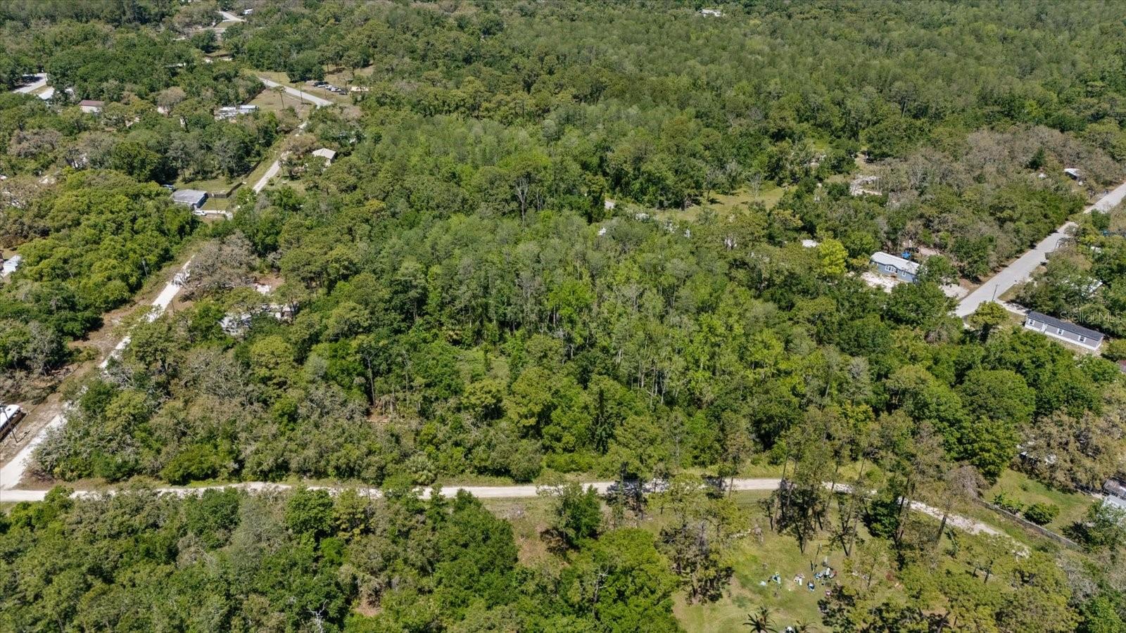 MOON LAKE ESTATES - Land