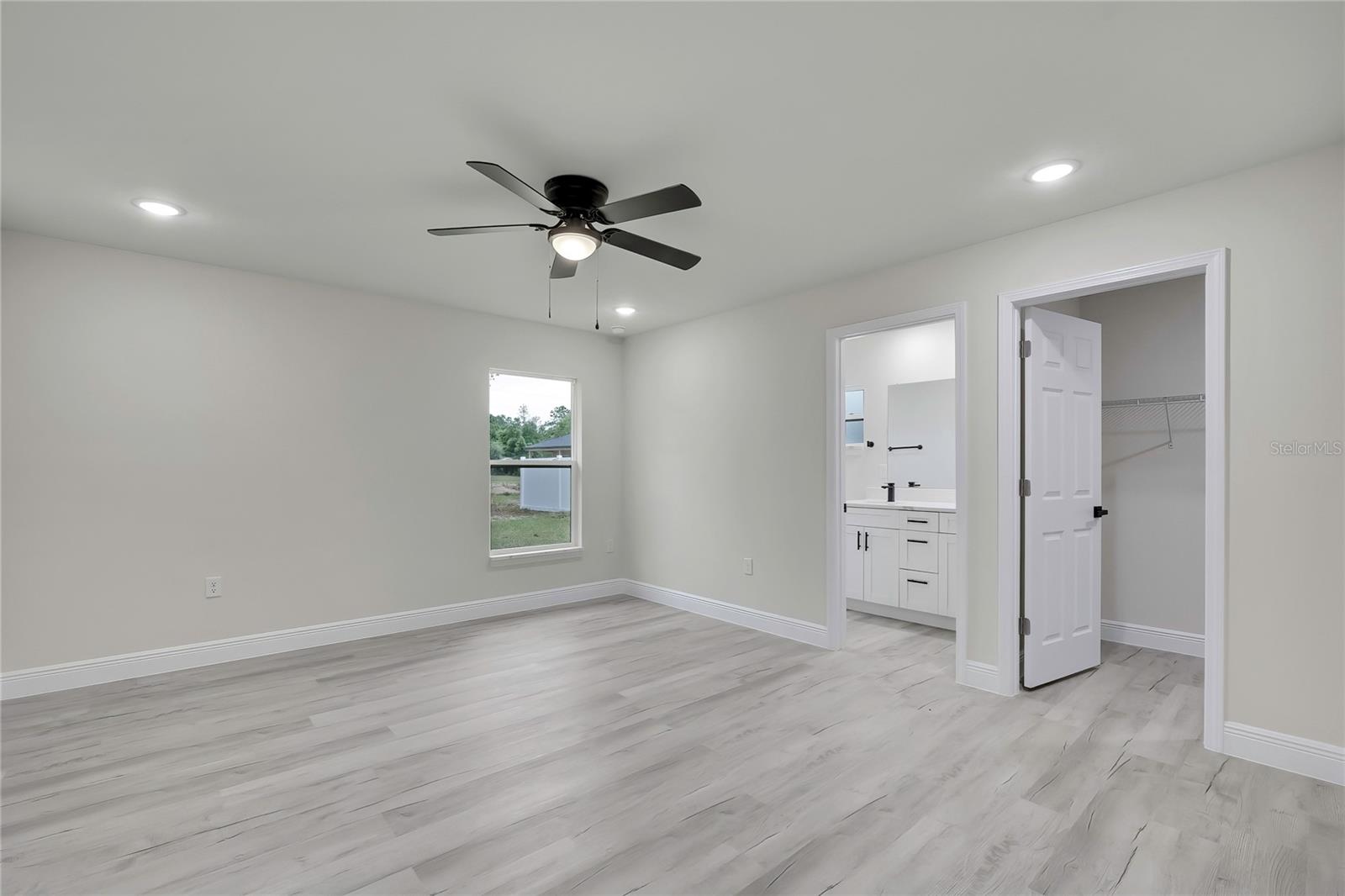 CITRUS SPGS UNIT 09 - Residential