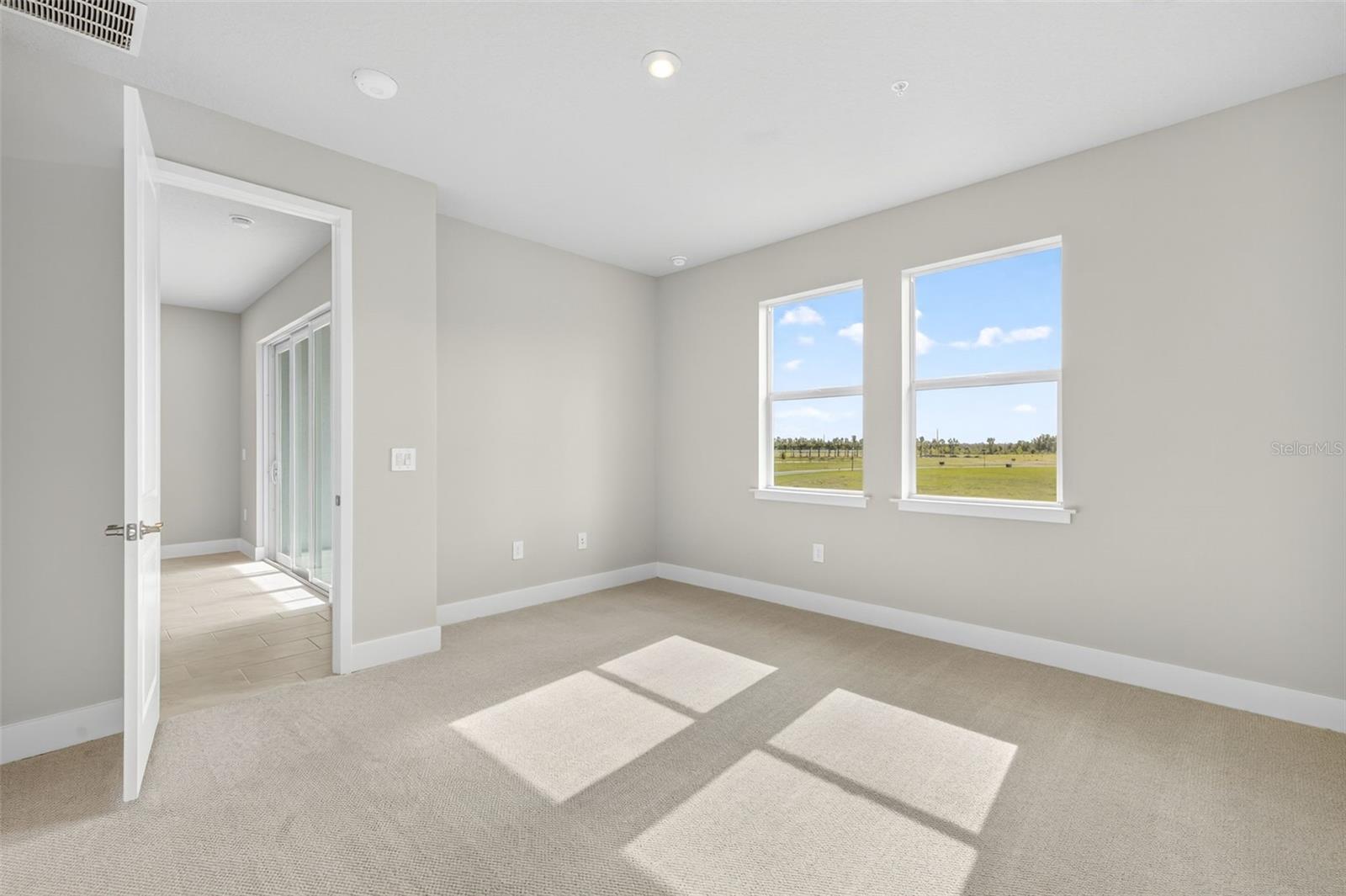 LAKESPUR AT WELLEN PARK - Residential