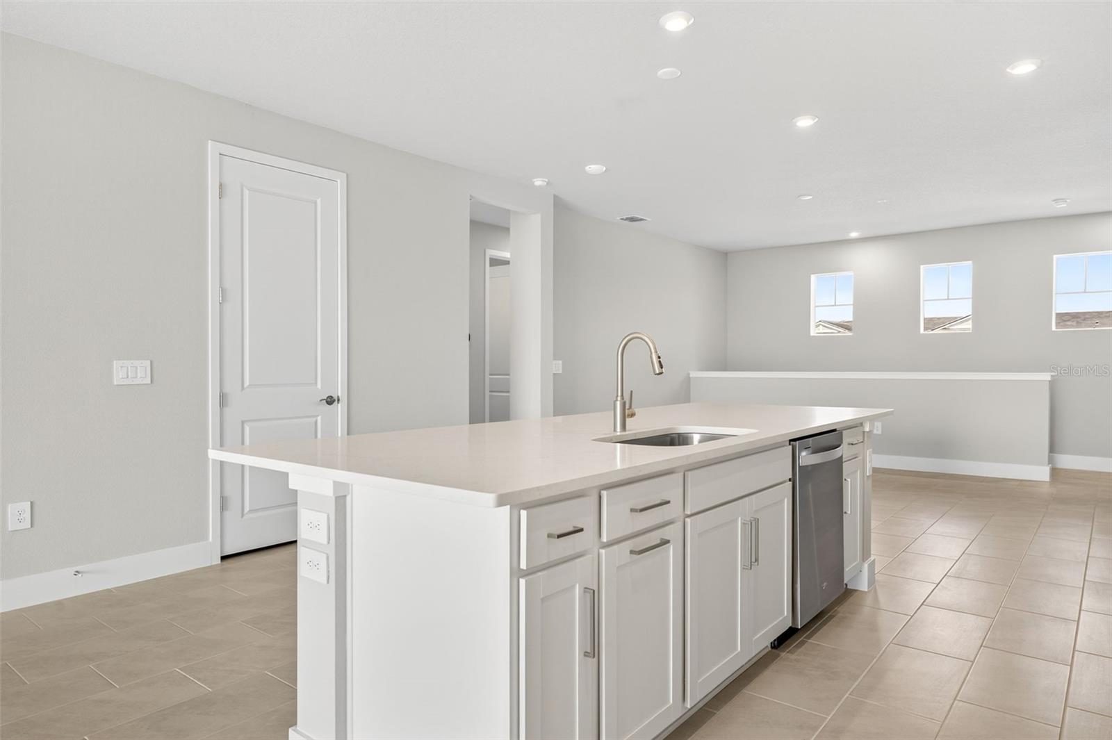 LAKESPUR AT WELLEN PARK - Residential