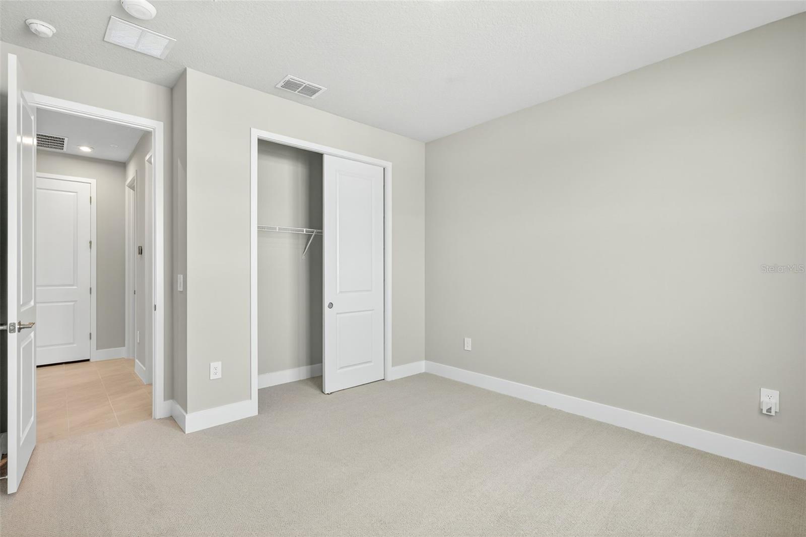 LAKESPUR AT WELLEN PARK - Residential