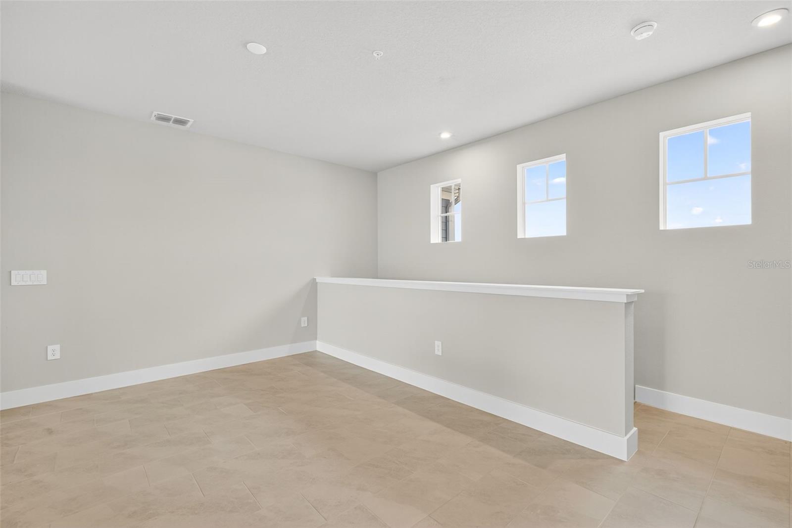 LAKESPUR AT WELLEN PARK - Residential