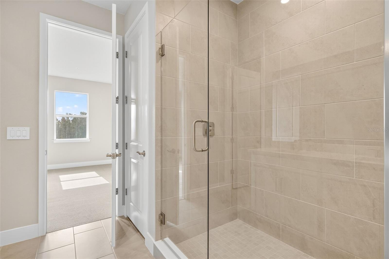 LAKESPUR AT WELLEN PARK - Residential