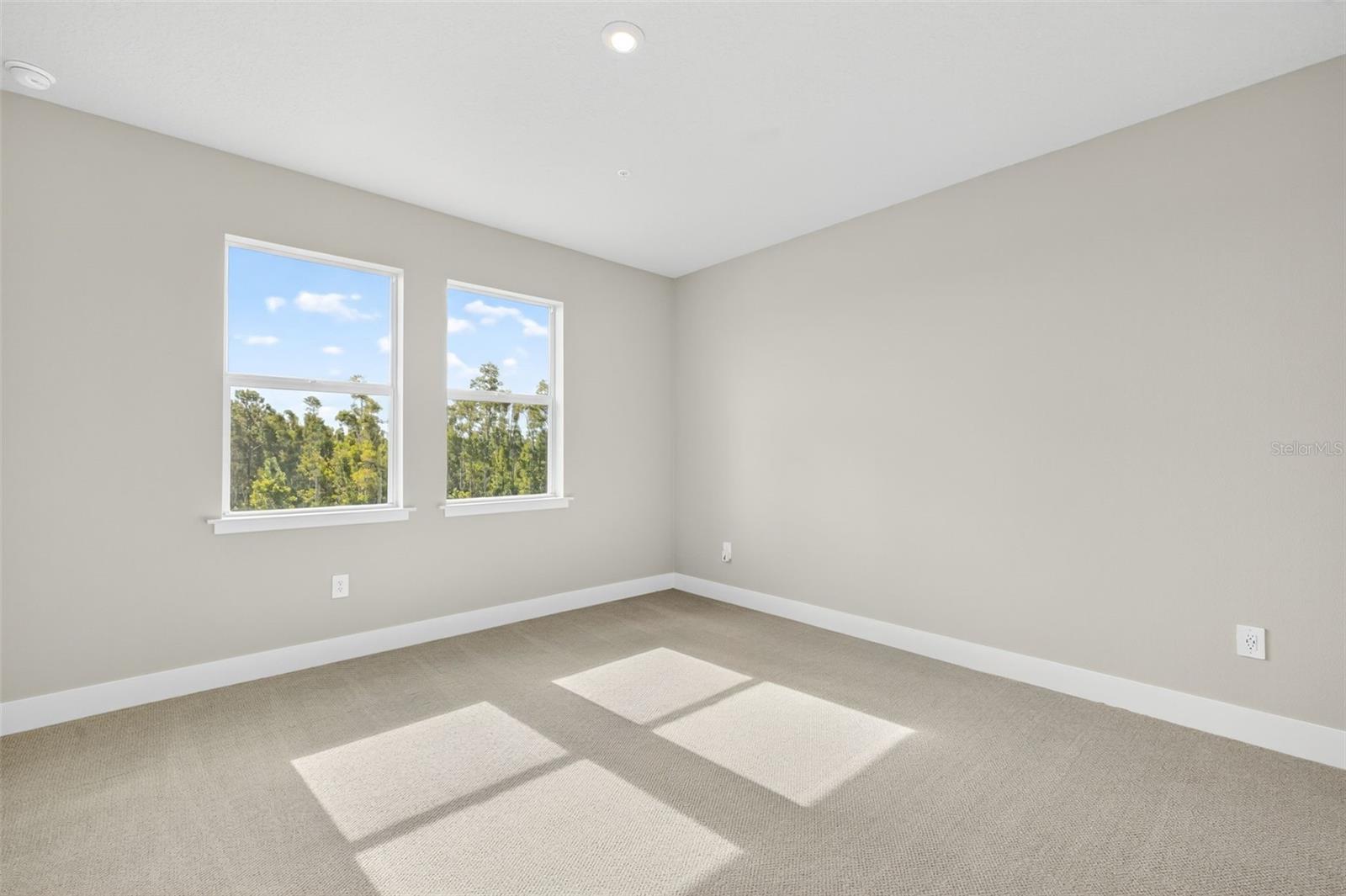 LAKESPUR AT WELLEN PARK - Residential